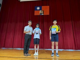 113下學期朝會頒獎:LINE_ALBUM_0424朝會頒獎全國音樂比賽、段考金銀徽、校內語文競賽、基隆市大隊接力、童軍_250509_5