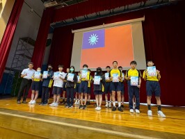 113學年度五六月朝會頒獎:LINE_ALBUM_1140605朝會頒獎_250605_6