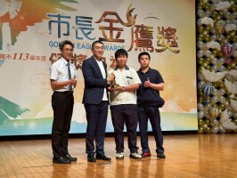 113學年度市長獎:LINE_ALBUM_20250618金鷹獎頒獎典禮_250625_10