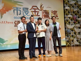 113學年度市長獎:LINE_ALBUM_20250618金鷹獎頒獎典禮_250625_7
