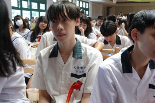 113學年度26屆畢業典禮:LINE_ALBUM_26th畢業典禮活動_250625_52