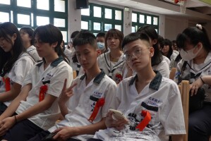 113學年度26屆畢業典禮:LINE_ALBUM_26th畢業典禮活動_250625_86