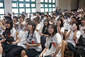 113學年度26屆畢業典禮:LINE_ALBUM_26th畢業典禮活動_250625_97